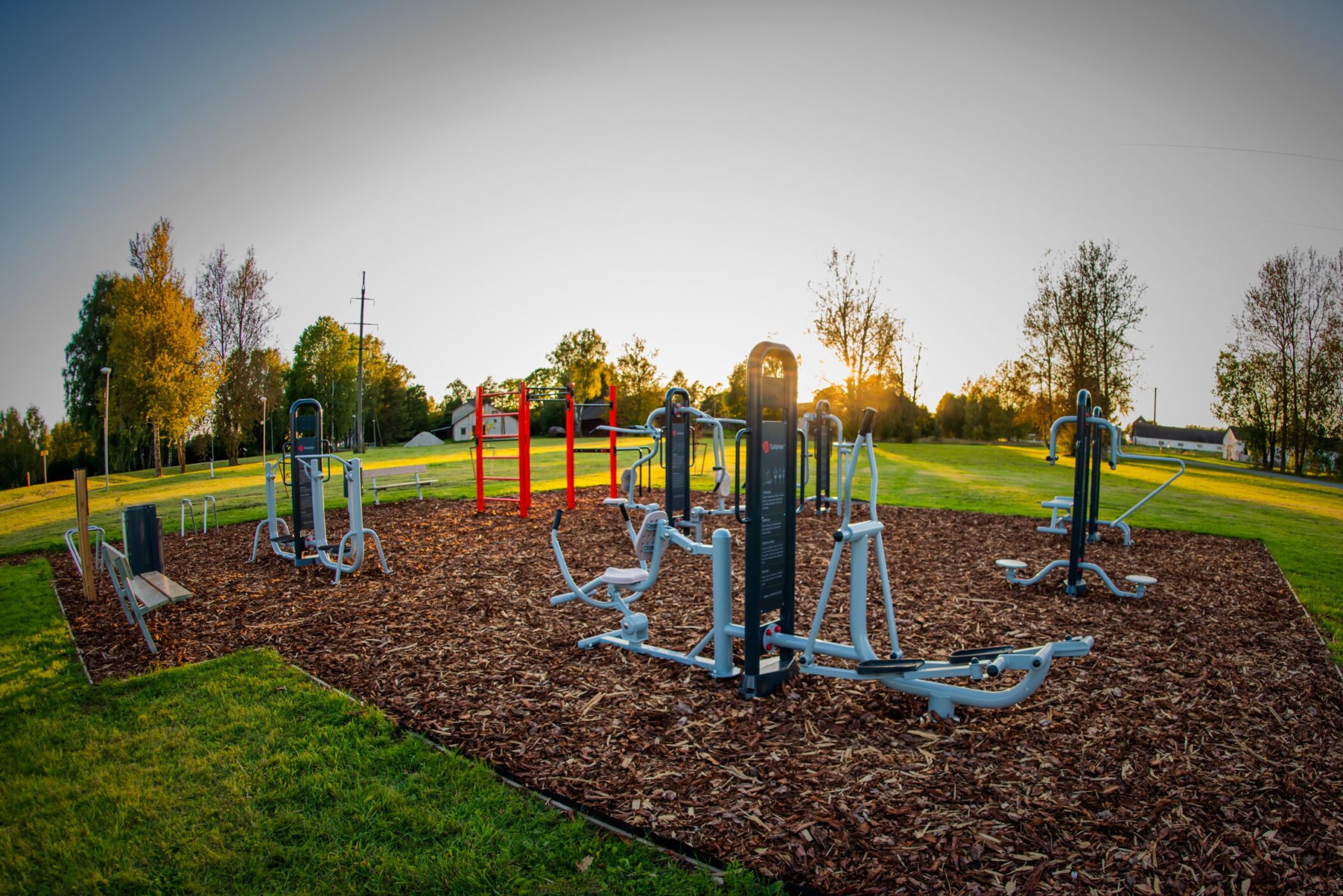 Fitness im Freien – Trainingsbereich in Himmaste, Estland